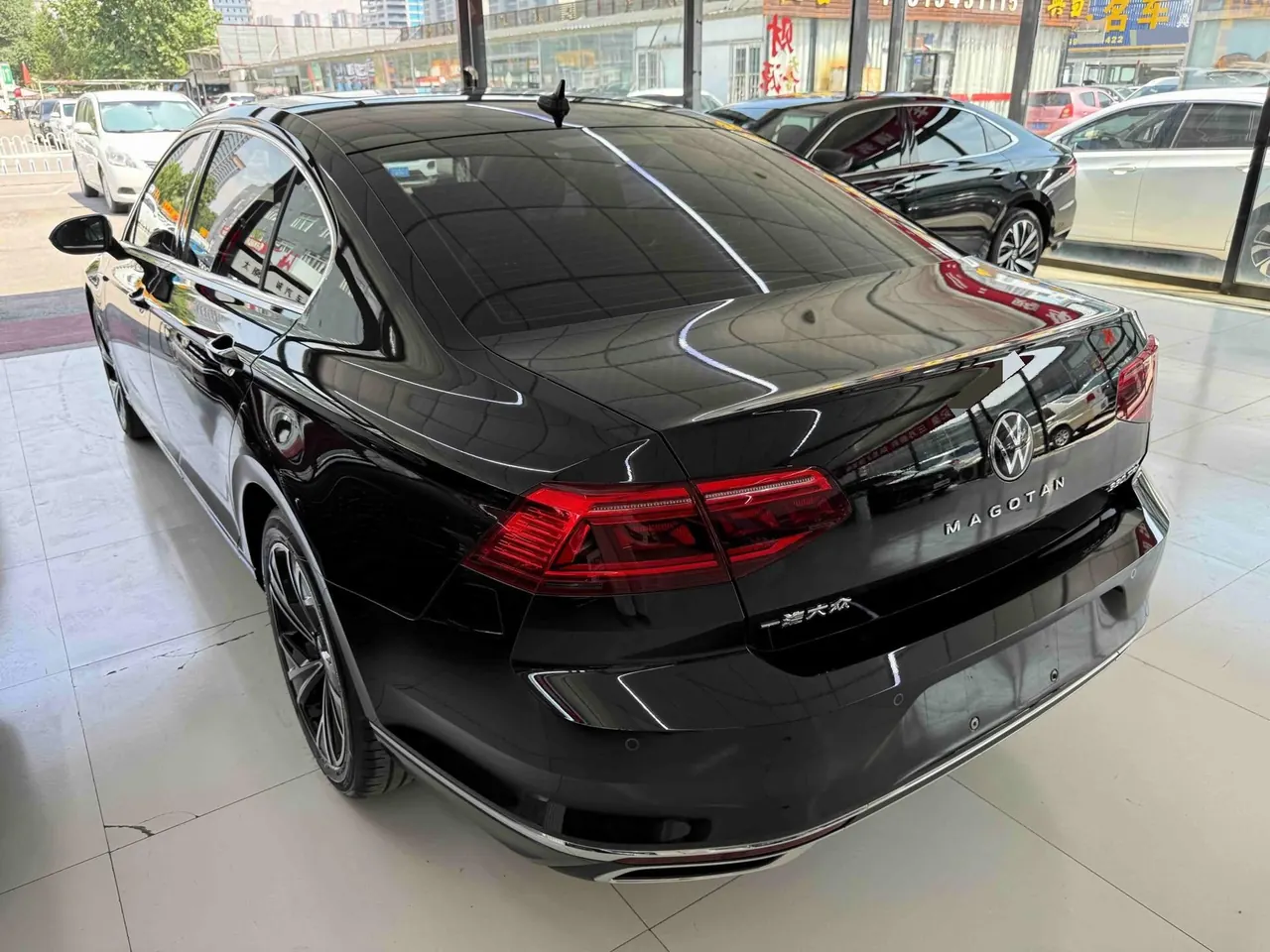 Volkswagen 2020 Magotan 2.0TSI 330TSI luxury automatic transmission 8