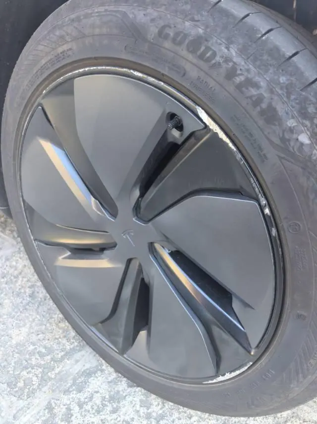 Tesla 2025 Model Y Rear Wheel Drive First Edition Automatic Transmission 6