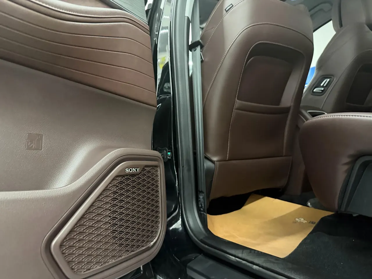 Chery 2022 Ruihu 8 PRO 1.6T 290T Two-Drive Vast Edition 5-seat Automatic Gear 4
