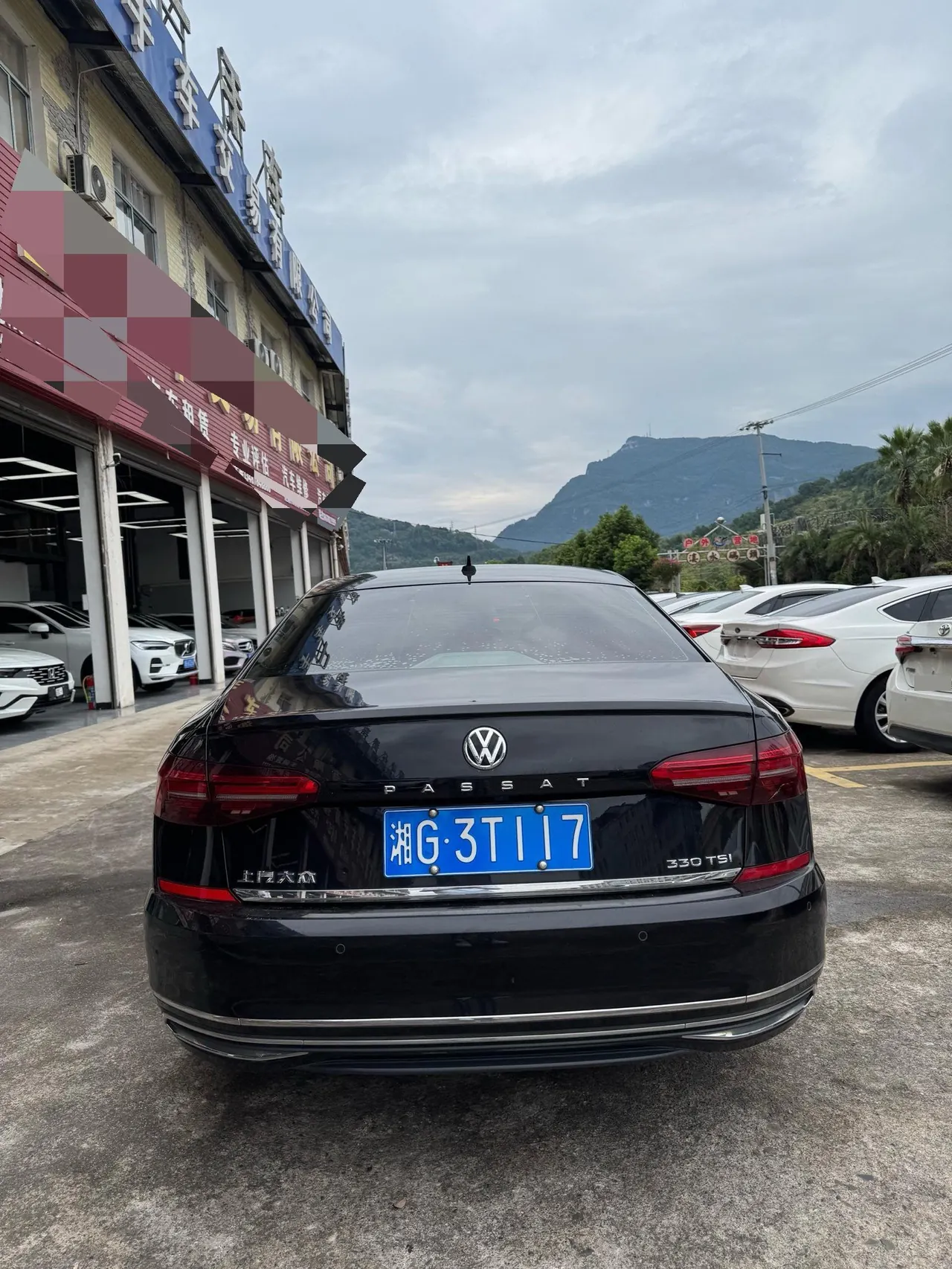 Volkswagen 2020 Passat 2.0TSI 330TSI Deluxe Edition Automatic 4