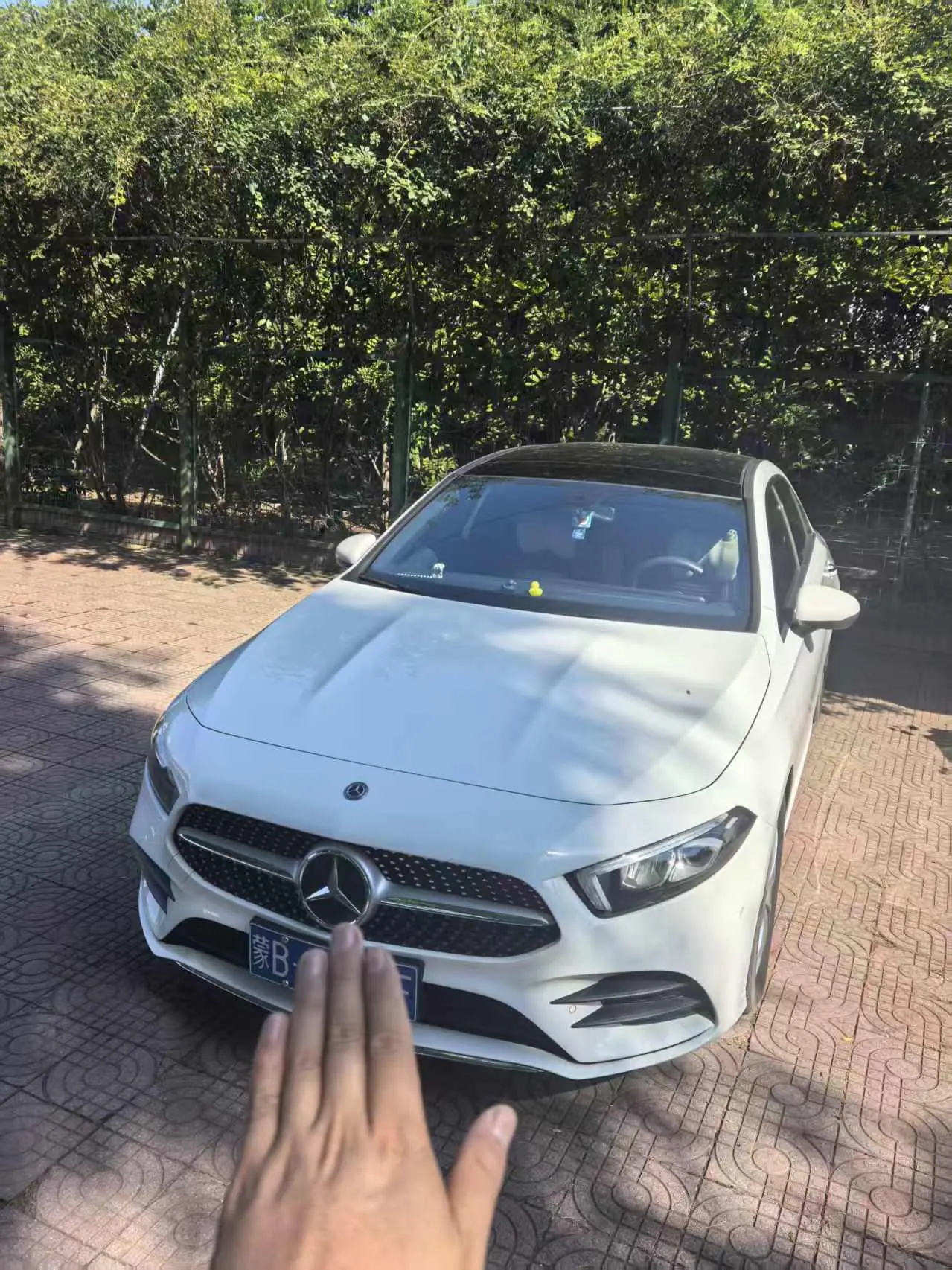 打开图片灯箱:Mercedes Benz Class A 2020 A 200 L 1.3T Fashion (Modified) Automatic Gear
