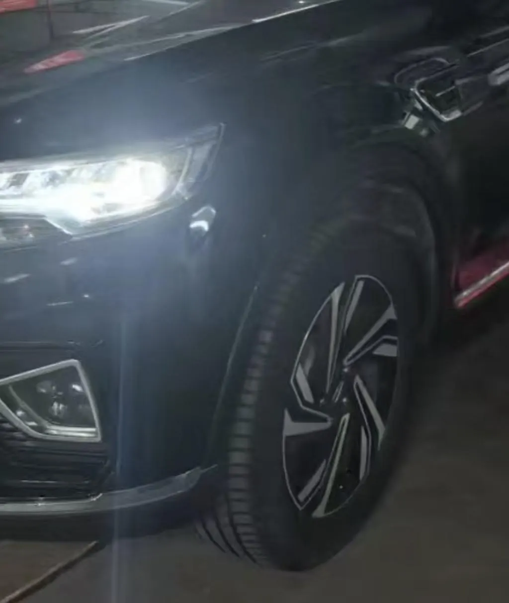 HongQi 2022 HS5 2.0T Zhilian Flag Edition Automatic Gear 4