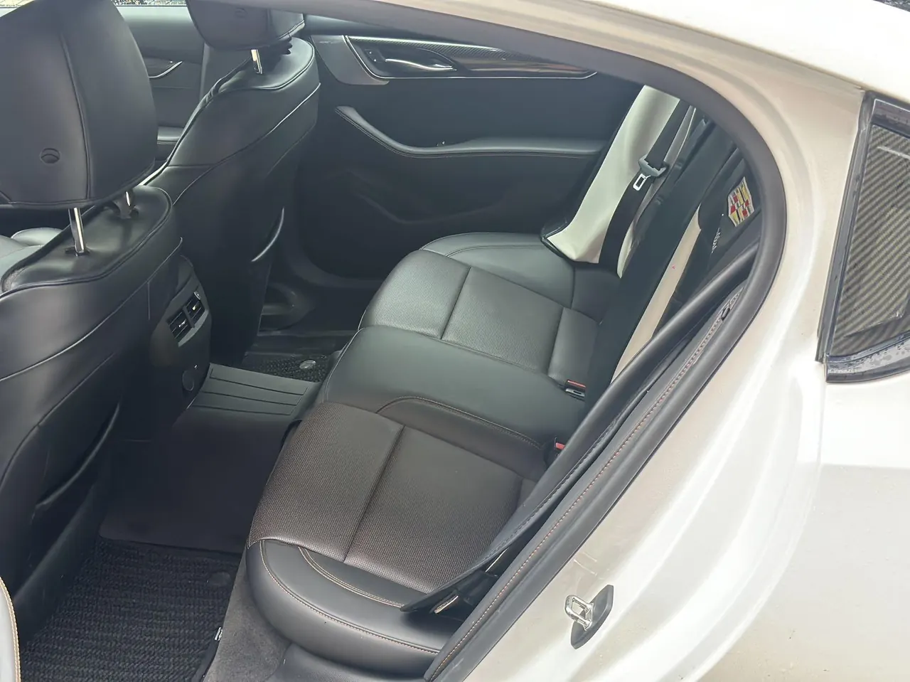 Cadillac 2020 CT5 2.0T 28T Platinum Sports Edition Automatic Gear 5