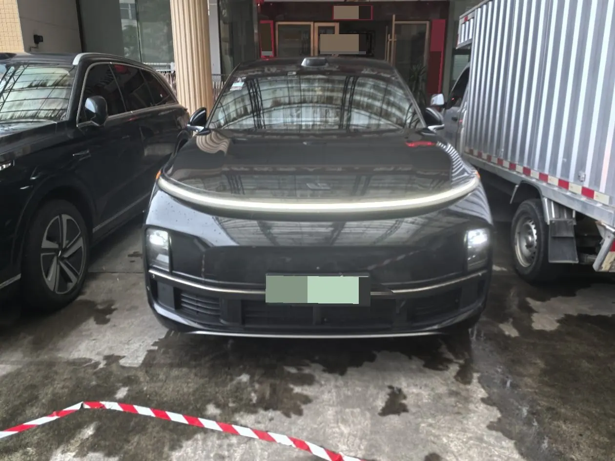 Li 2022 L9 1.5T Max Edition Automatic Gear 5