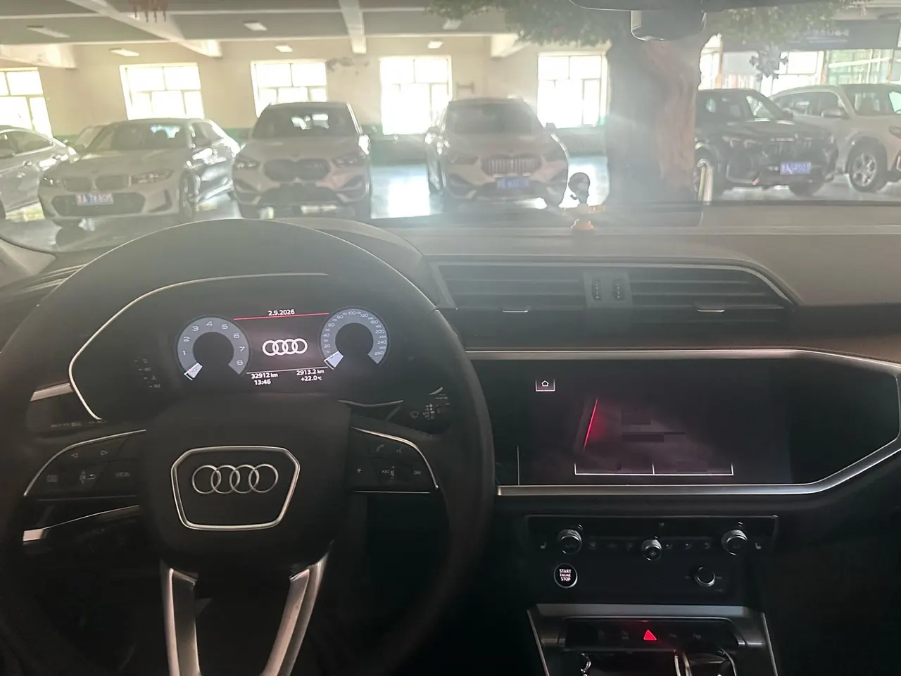 Audi 2022 Q3 1.4TFSI 35TFSI Fashion Elegant Automatic Gear 7