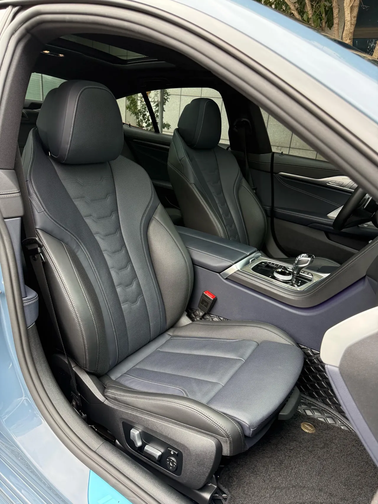 BMW 8 Series (Imported) 2021 840i xDrive Four-door Coupe 3.0T M Sports Suit Automatic Gear 18