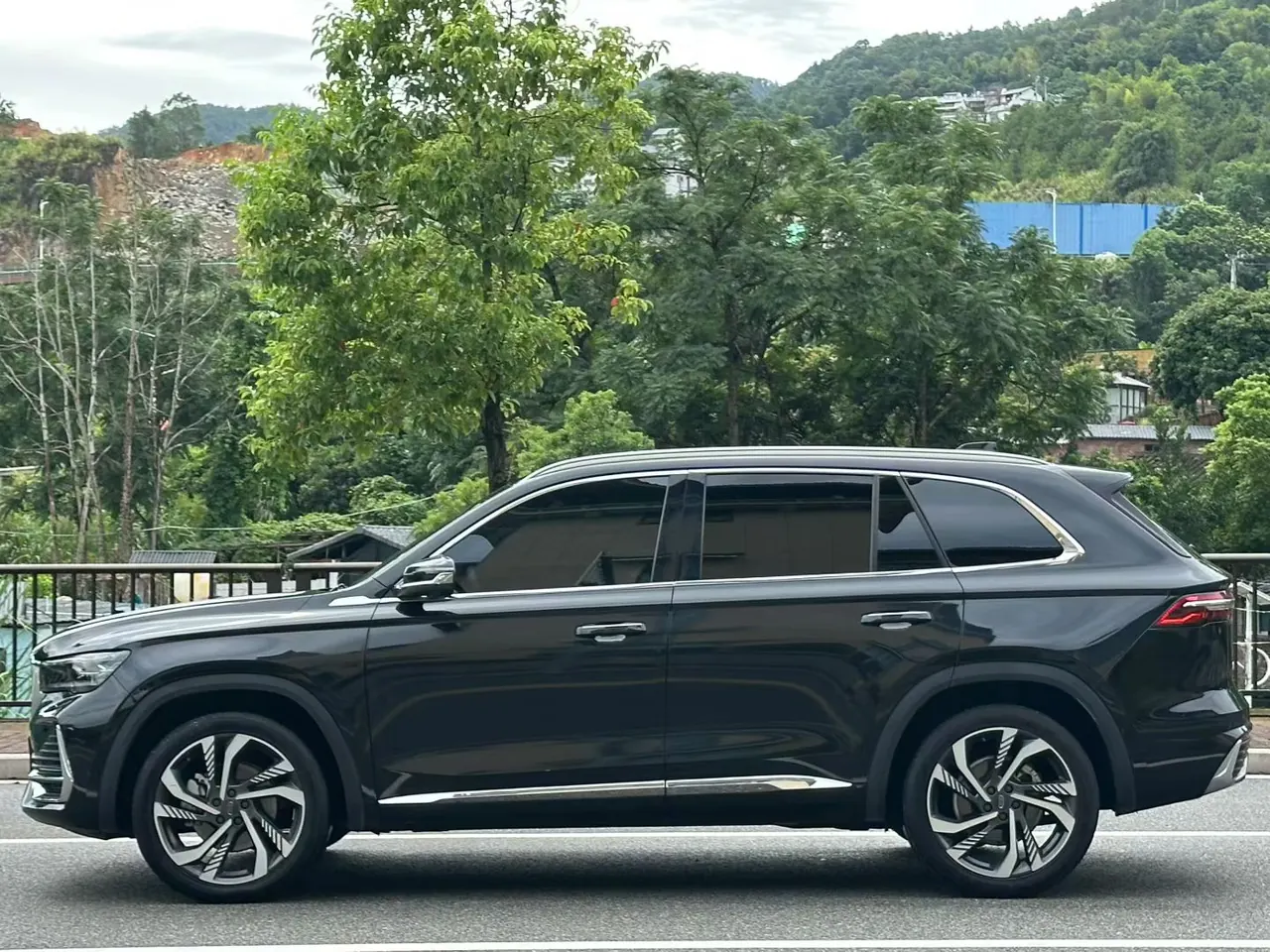 Geely 2021 XingyueL (Monjaro) 2.0TD high-power four-wheel drive flagship automatic transmission 5