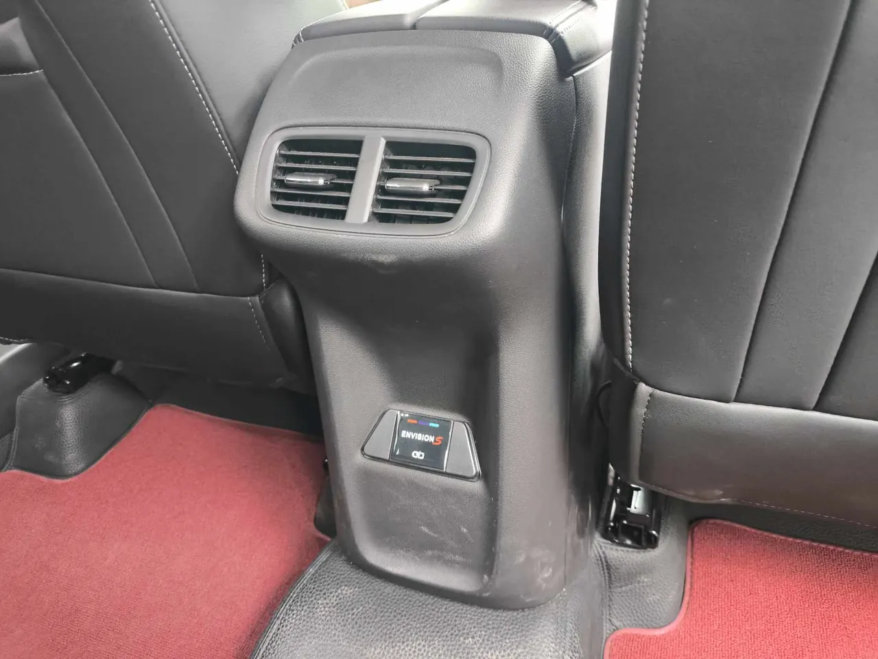 Buick 2025 Angkewei Plus 2.0T 28T Two-Drive Platinum Edition Automatic Gear 2