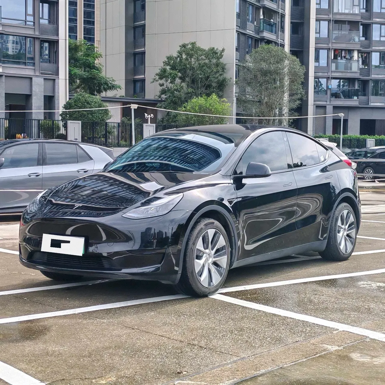 打开图片灯箱:Tesla 2022 Model Y rear-wheel drive version (facelift) automatic gear