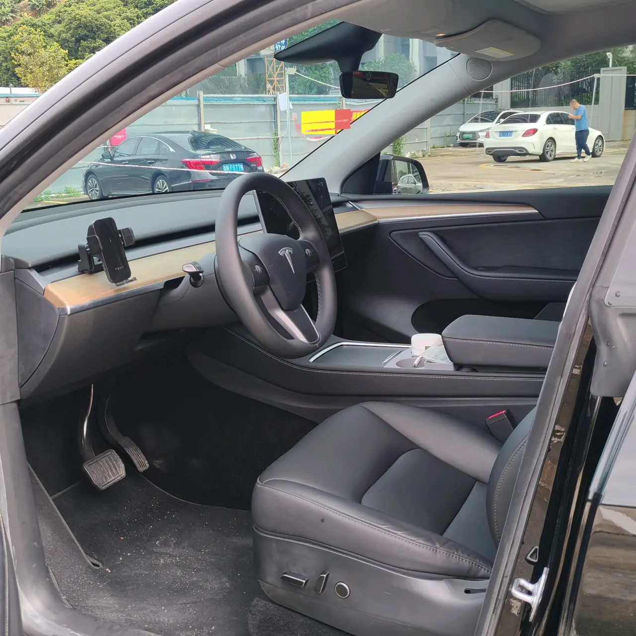 Tesla 2022 Model Y rear-wheel drive version (facelift) automatic gear 3