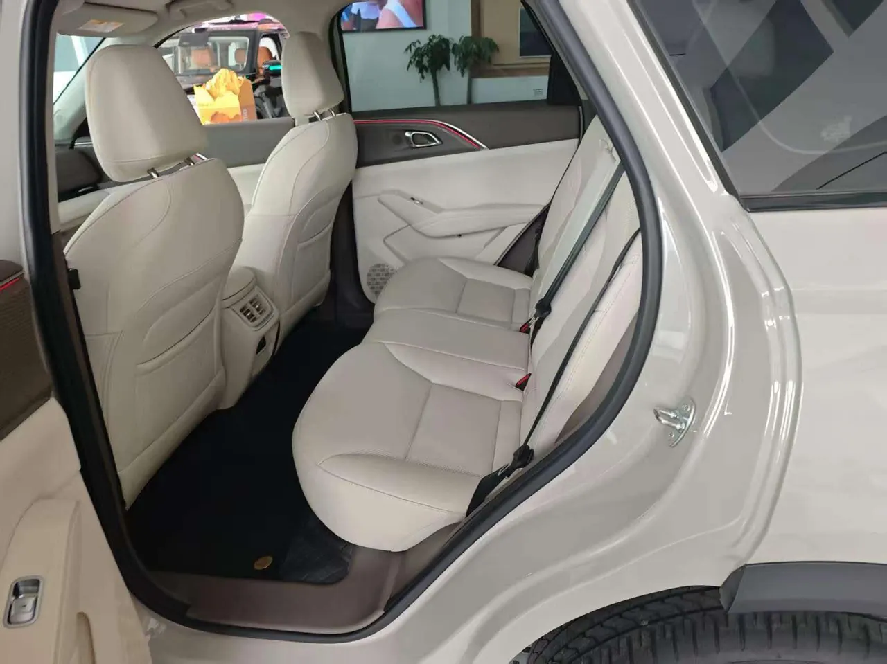 Haval 2025 Xiaolong MAX 1.5 Hi 4 165 Ultra Smart Driving Edition Automatic Gear 3