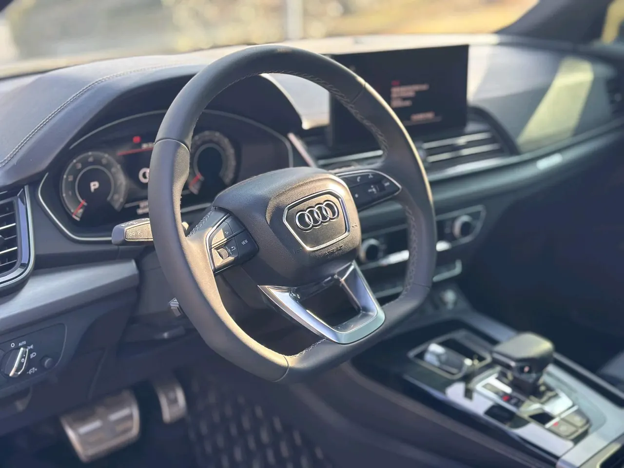 Audi 2024 Q5L Sportback 2.0TFSI 45TFSI luxury automatic transmission 6