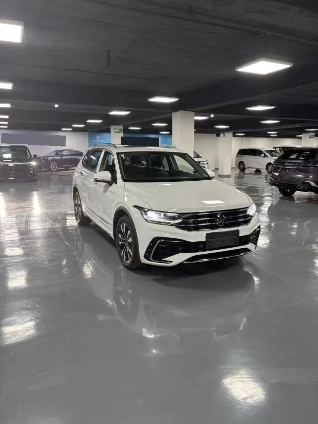 Volkswagen 2025 Tiguan L 1.5TSI 300TSI outstanding two-wheel drive Longteng version automatic gear 3