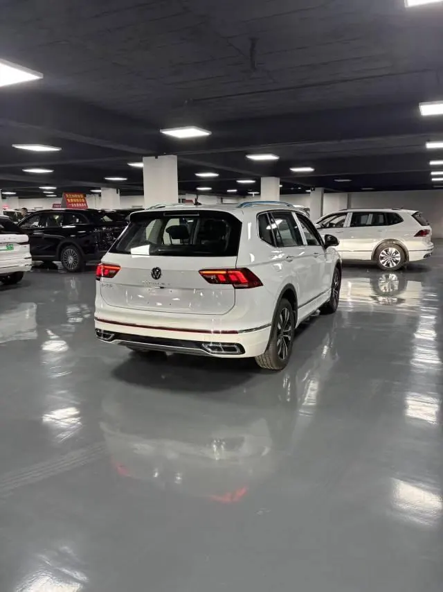 Volkswagen 2025 Tiguan L 1.5TSI 300TSI outstanding two-wheel drive Longteng version automatic gear 4