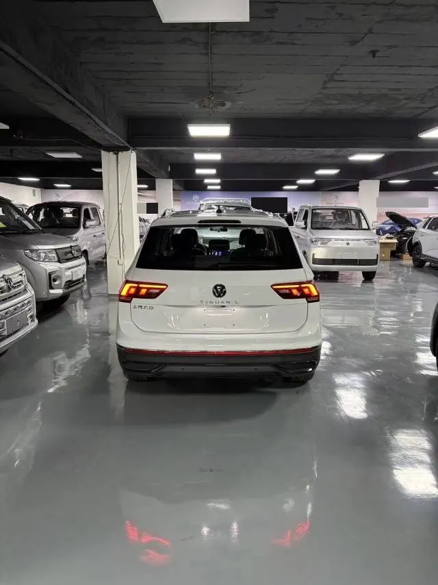 Volkswagen 2025 Tiguan L 1.5TSI 300TSI outstanding two-wheel drive Longteng version automatic gear 5