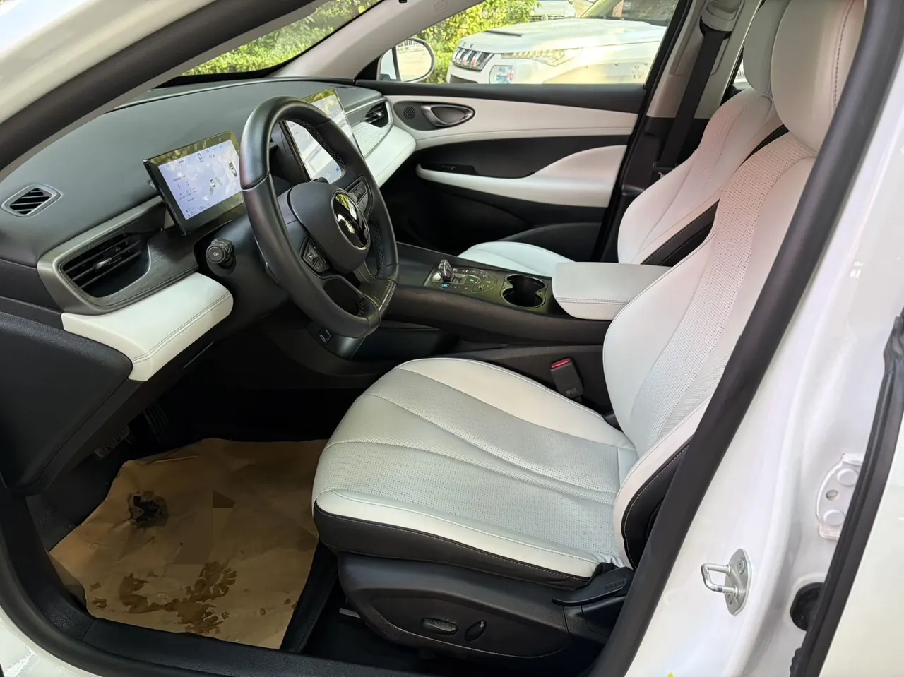 BYD 2025 seals 05 DM-i 1.5 stepless smart driving version 120KM flagship automatic gear 4