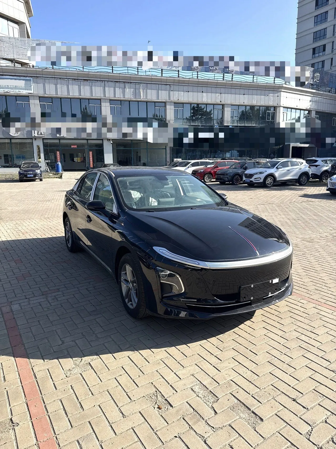 HongQi 2025 E-QM 5 500km Travel Edition Automatic Gear 2