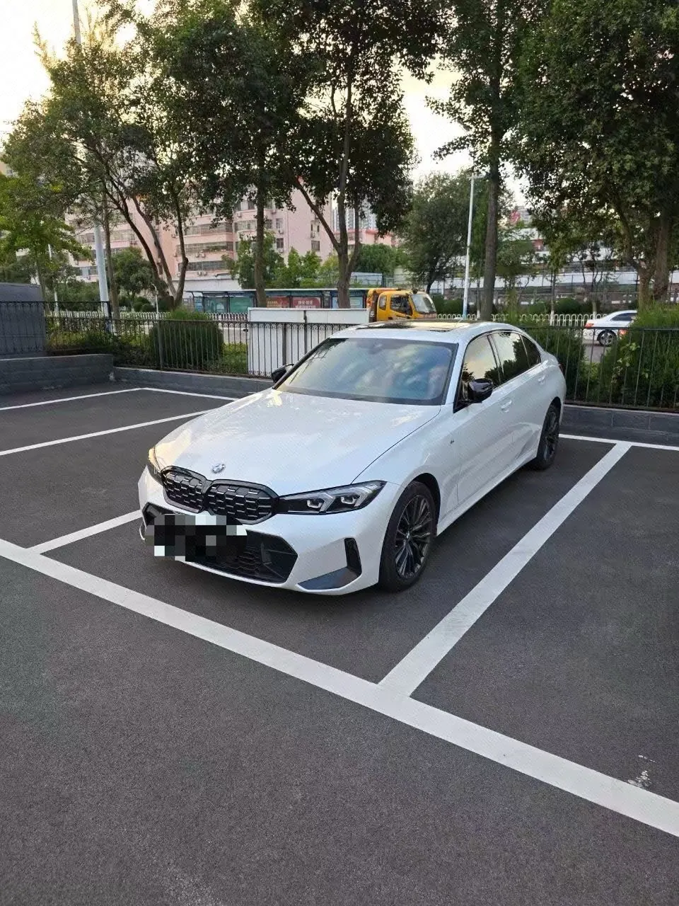 Open image lightbox: BMW 3 Series 2024 325Li 2.0T M Sports Obsidian Night Suit Automatic Gear