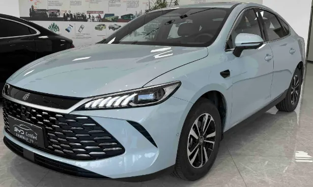 Open image lightbox: BYD 2025 Qin PLUS DM-i 1.5 stepless smart driving version 120KM Exceed automatic gear