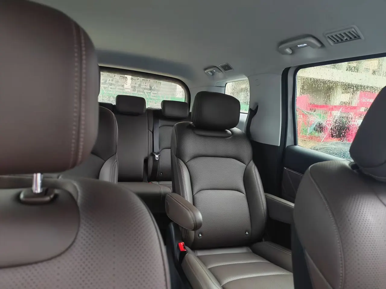 WuLing 2025 Starlight 730 500km Luxury Automatic Gear 5