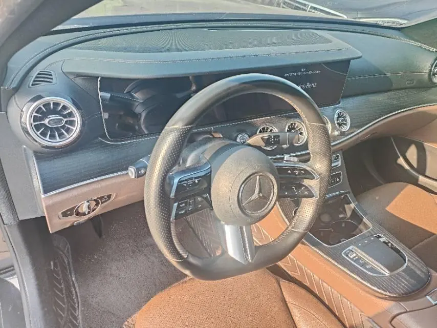 Mercedes Benz E-Class New Energy 2021 E 350 e L 2.0T Sports Automatic 3