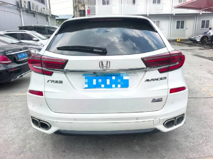 Honda 2020 Crown Road 1.5T Stepless 240TURBO Two-Drive Comfortable Edition Automatic Gear 3