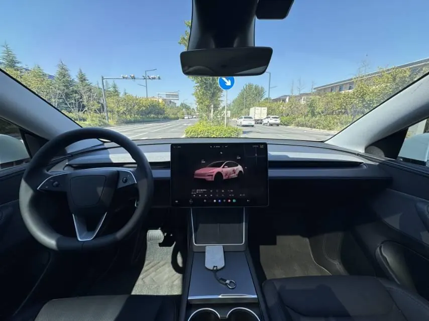 Tesla 2025 Model Y rear-wheel drive version automatic transmission 4