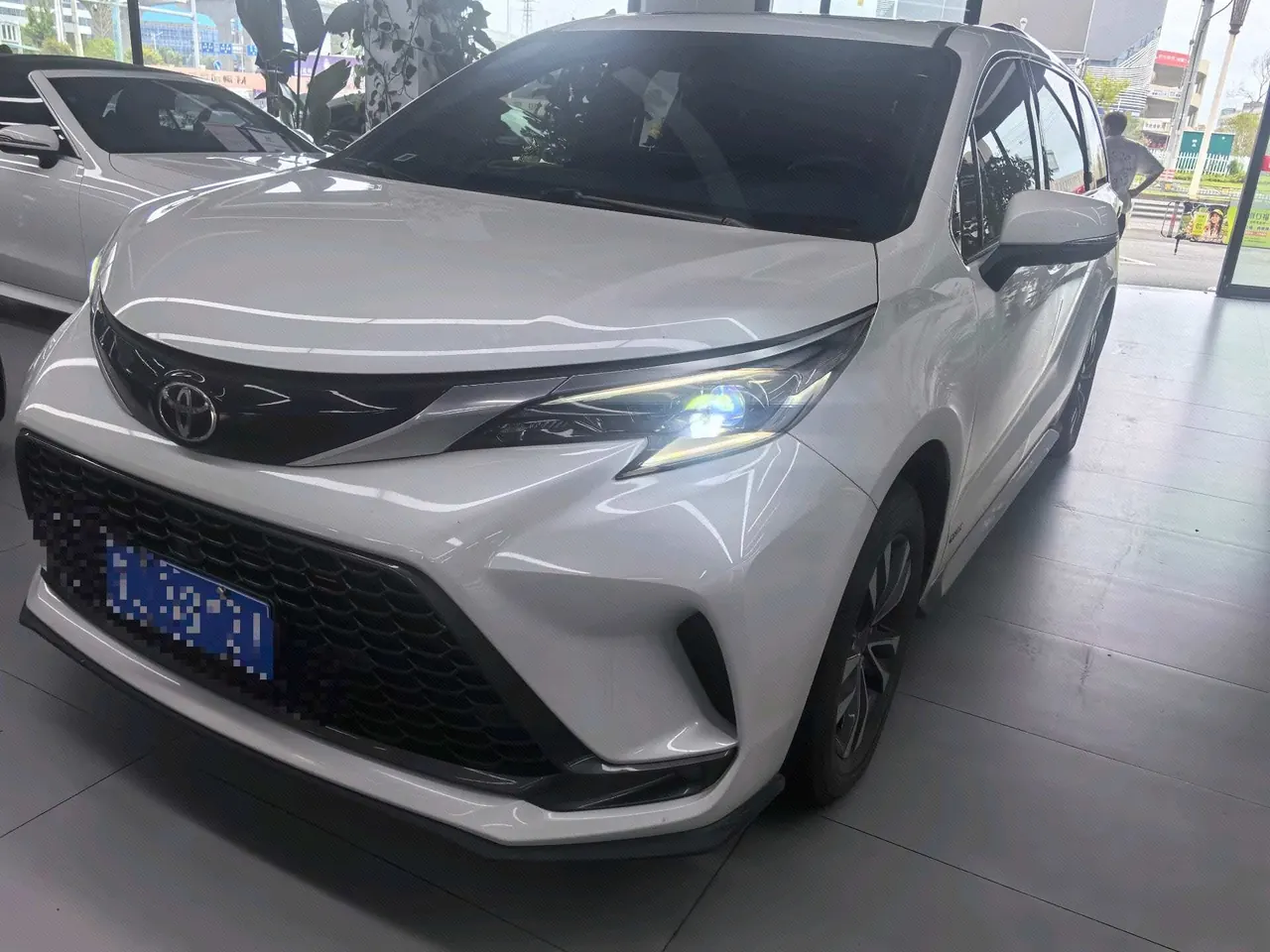 Toyota 2024 Grevia HYBRID 2.5 Stepless Premium PLUS 4WD Automatic Gear - View 1