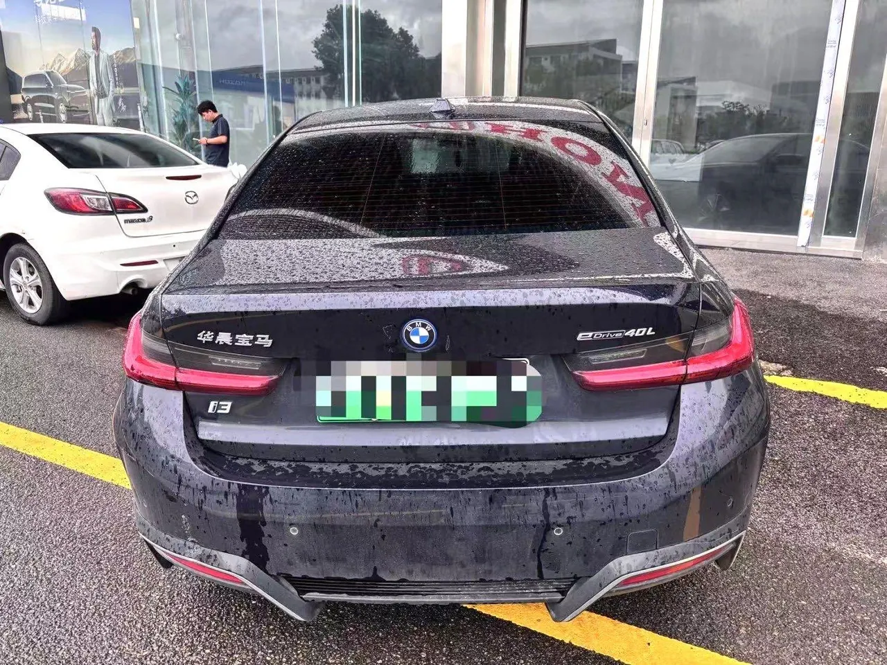 BMW 2024 i3 eDrive 40 L obsidian night sports suit automatic gear 4
