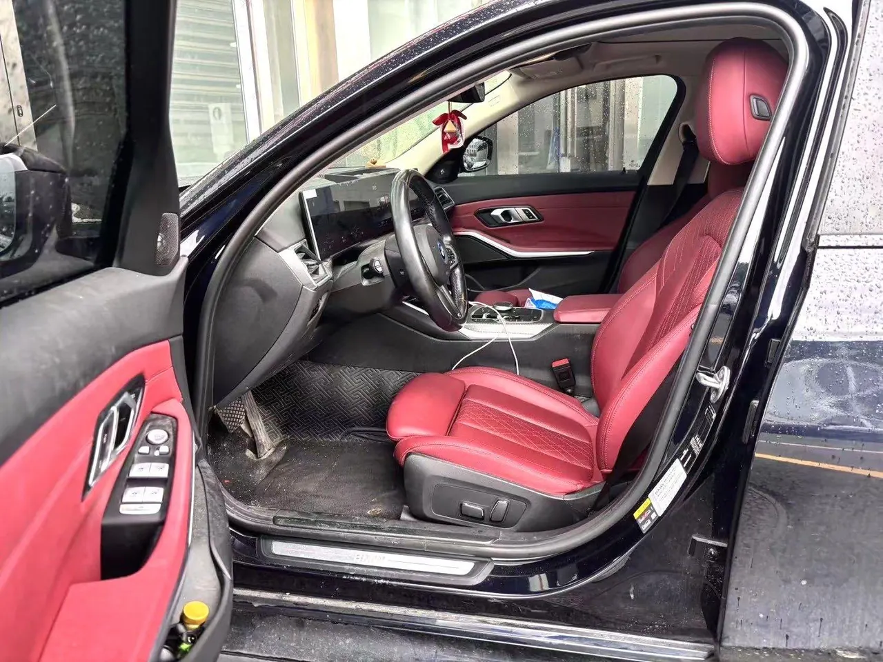 BMW 2024 i3 eDrive 40 L obsidian night sports suit automatic gear 7