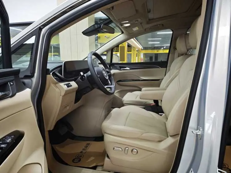 Buick 2025 GL8 Lu Shang 1.5T Premium Edition 7-seat Automatic Gear 9