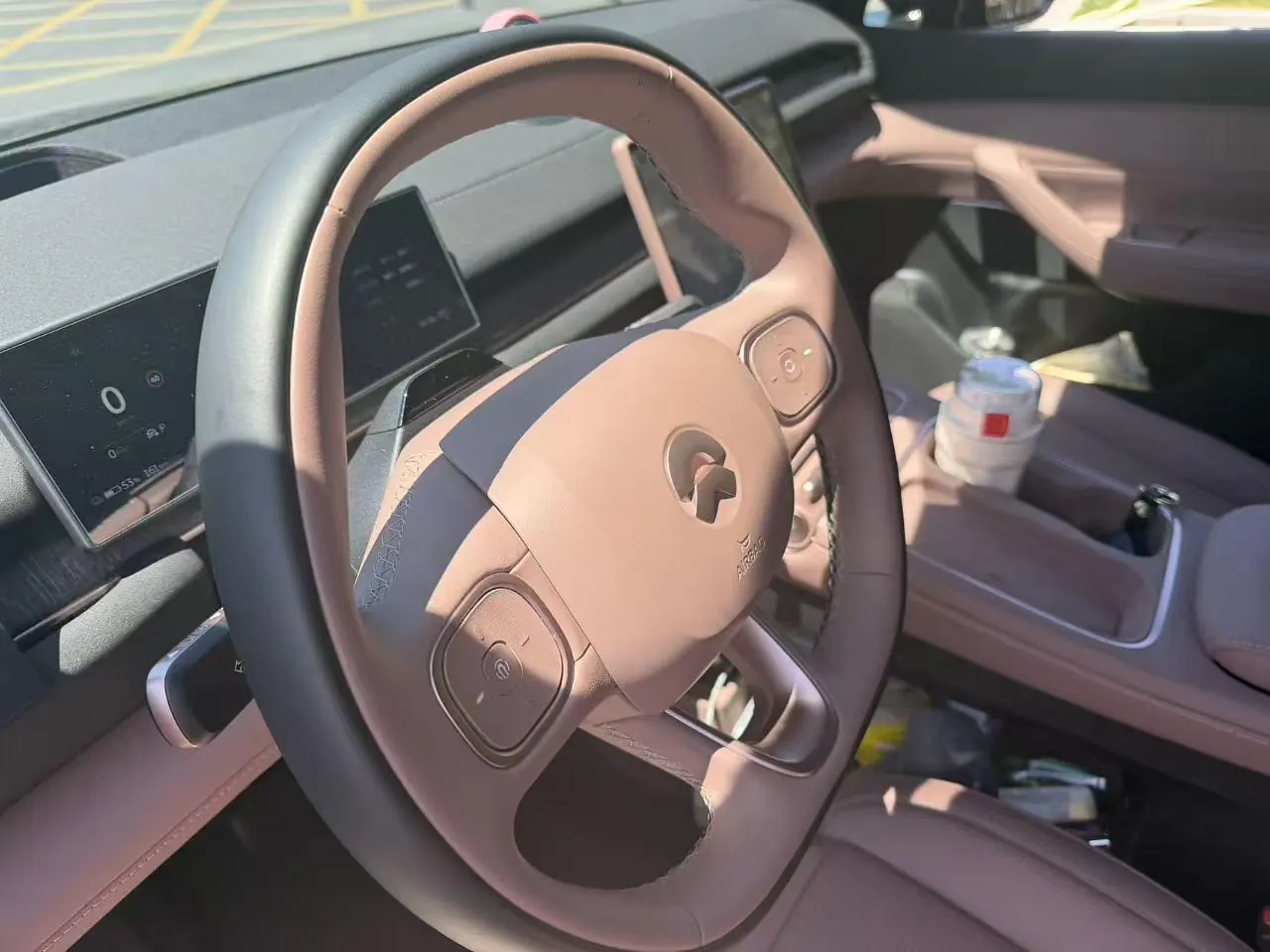 NIO 2024 EC6 75kWh automatic transmission 4