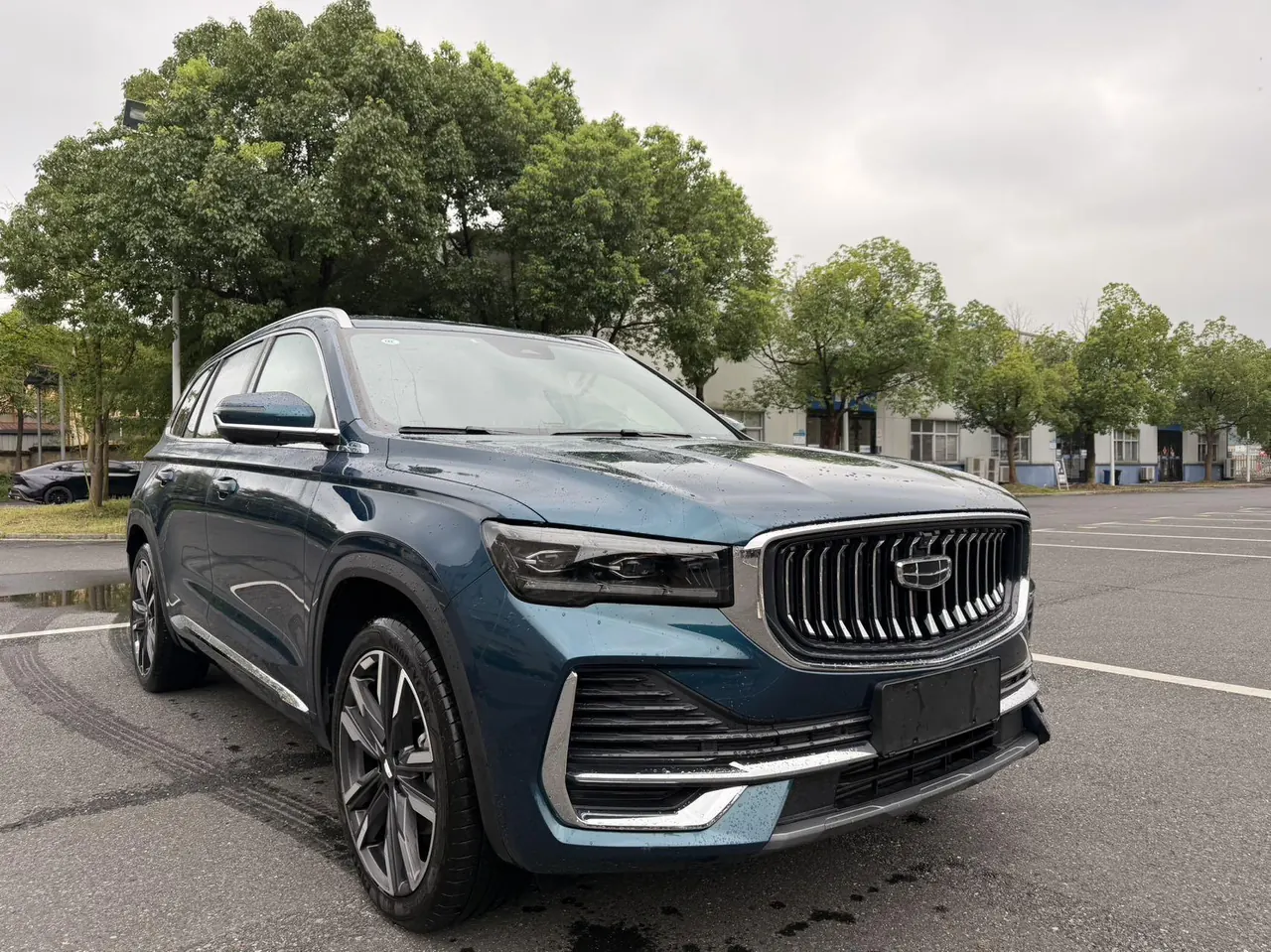 Geely 2024 XingyueL (Monjaro) 2.0TD High Power Two-Drive Enovate Edition Automatic Transmission 3
