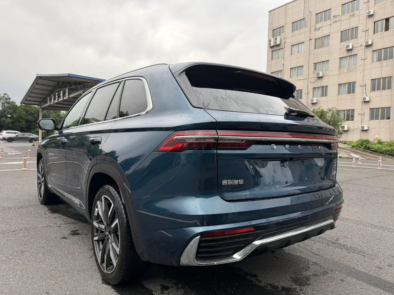 Geely 2024 XingyueL (Monjaro) 2.0TD High Power Two-Drive Enovate Edition Automatic Transmission 7