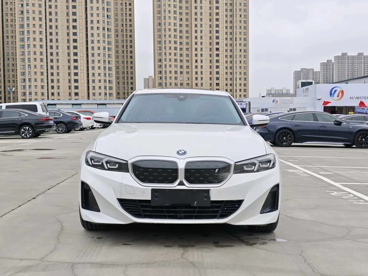 BMW 2025 i3 eDrive 35 L automatic gear 3