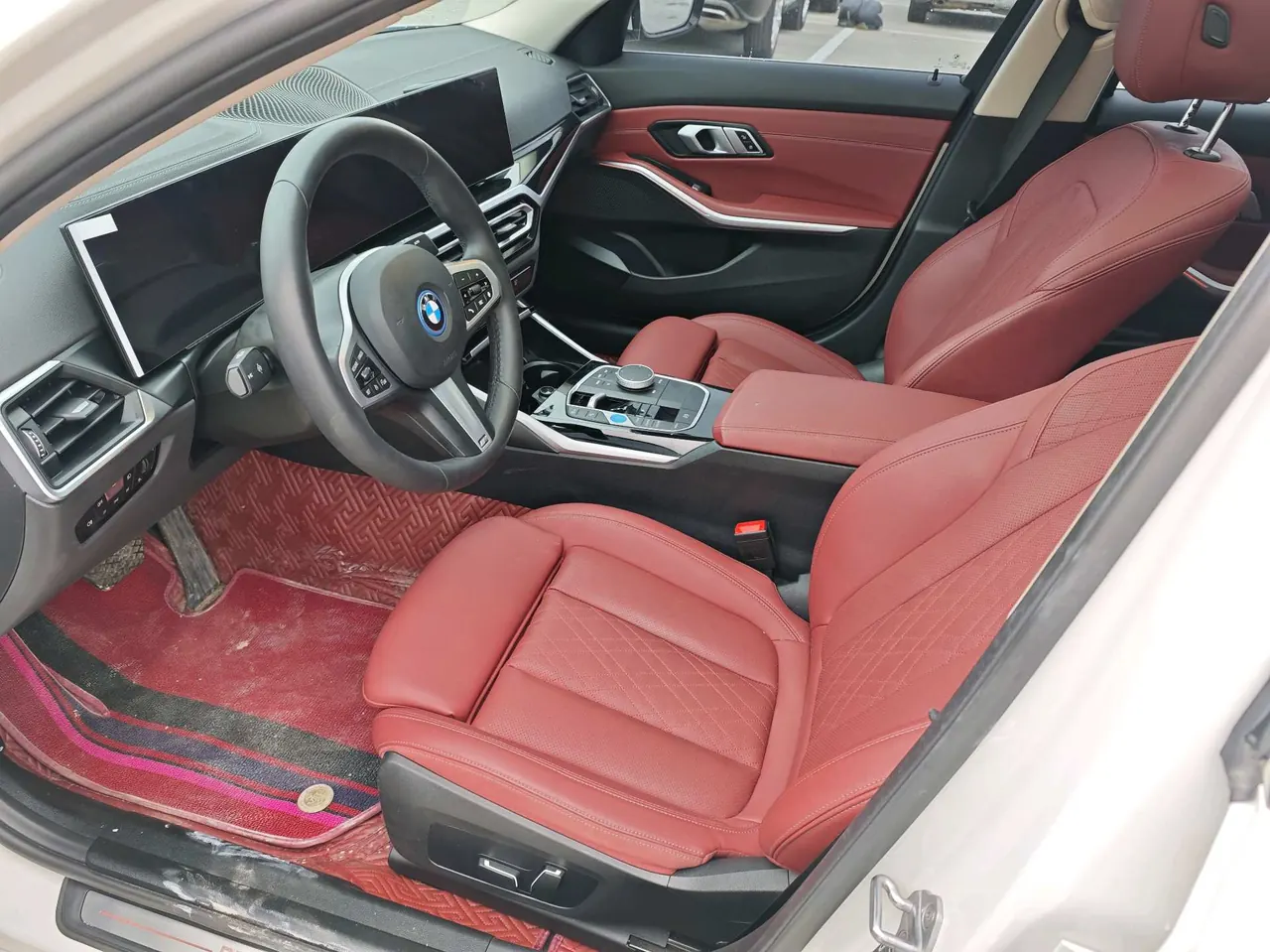 BMW 2025 i3 eDrive 35 L automatic gear 4