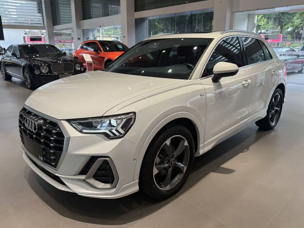 Open image lightbox: Audi 2023 Q3 1.4TFSI 35TFSI Fashion Dynamic Automatic