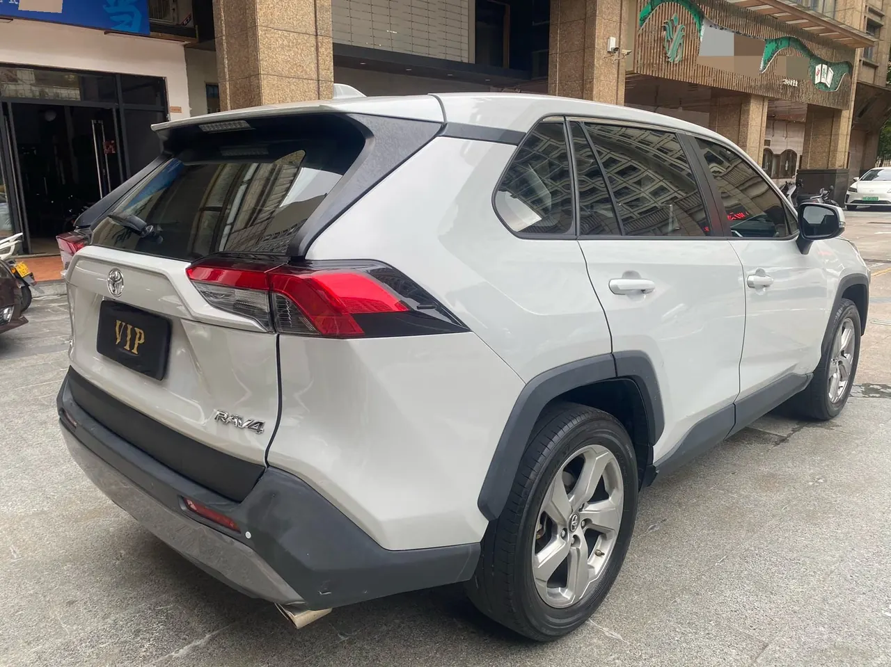 Toyota 2021 RAV4 Rongbo 2.0 Stepless Two-Drive Fashion PLUS Edition Automatic Gear 11