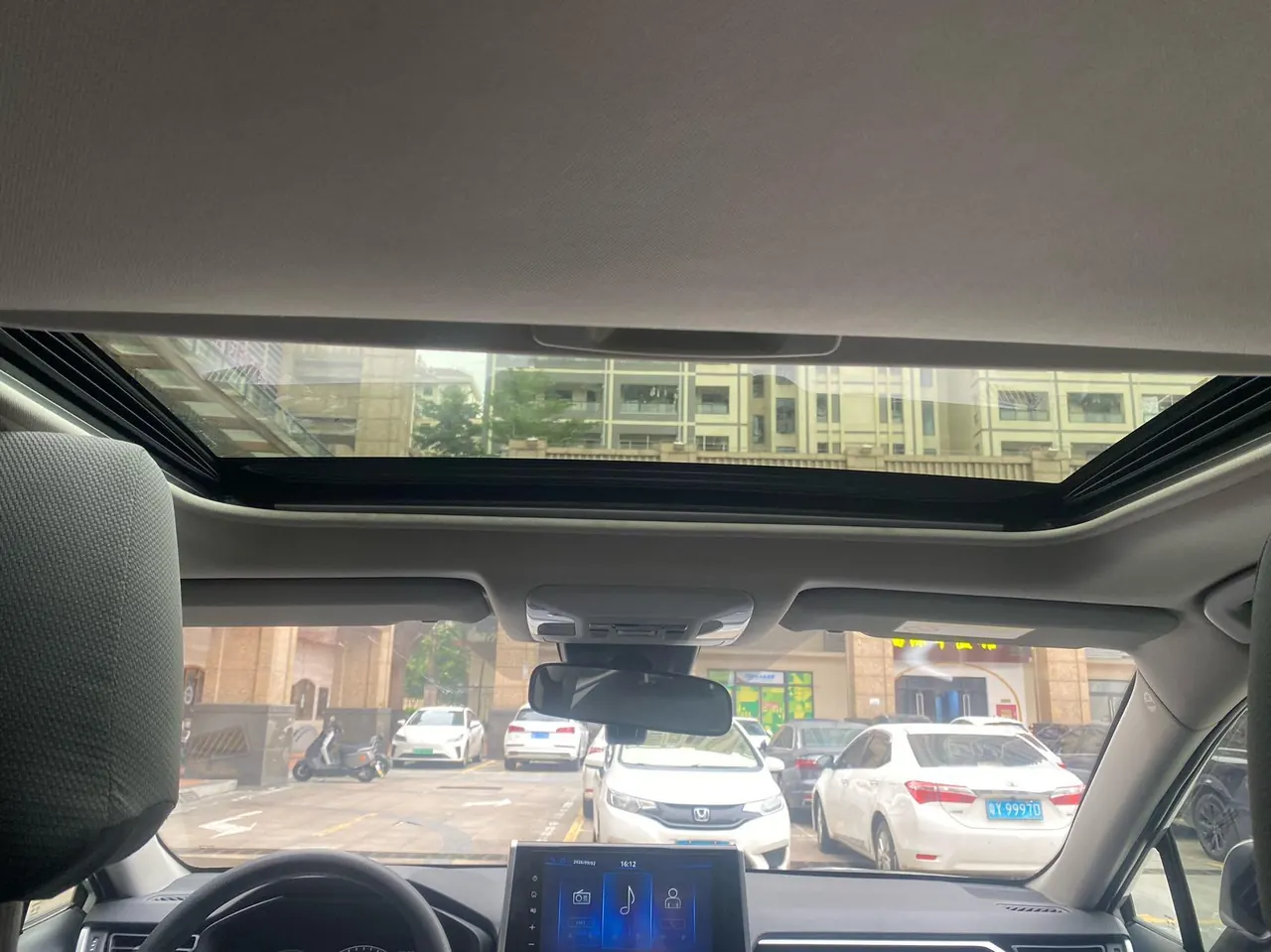 Toyota 2021 RAV4 Rongbo 2.0 Stepless Two-Drive Fashion PLUS Edition Automatic Gear 7