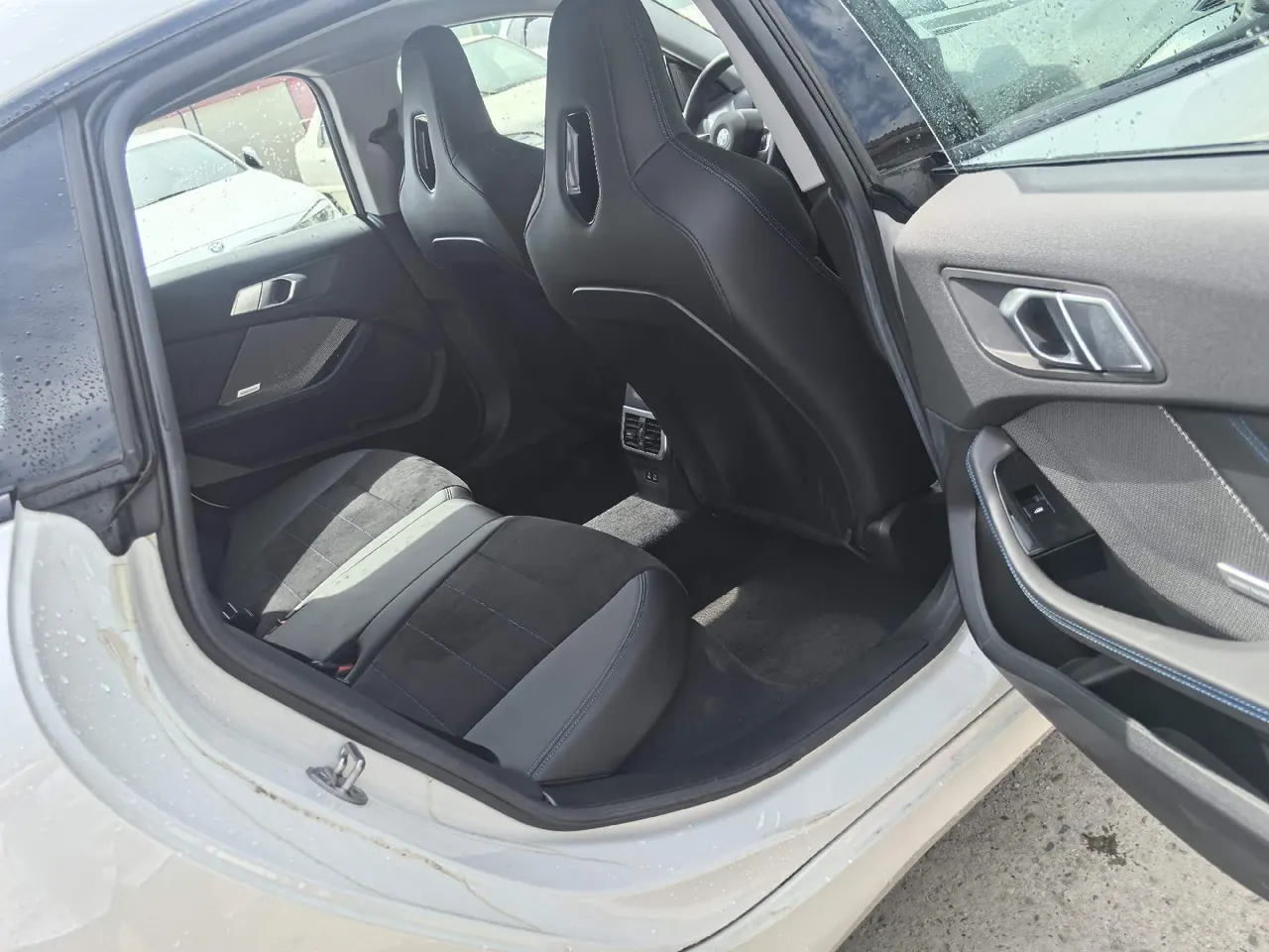 BMW 2 series 2025 225L 2.0T M sports obsidian night suit automatic gear 7