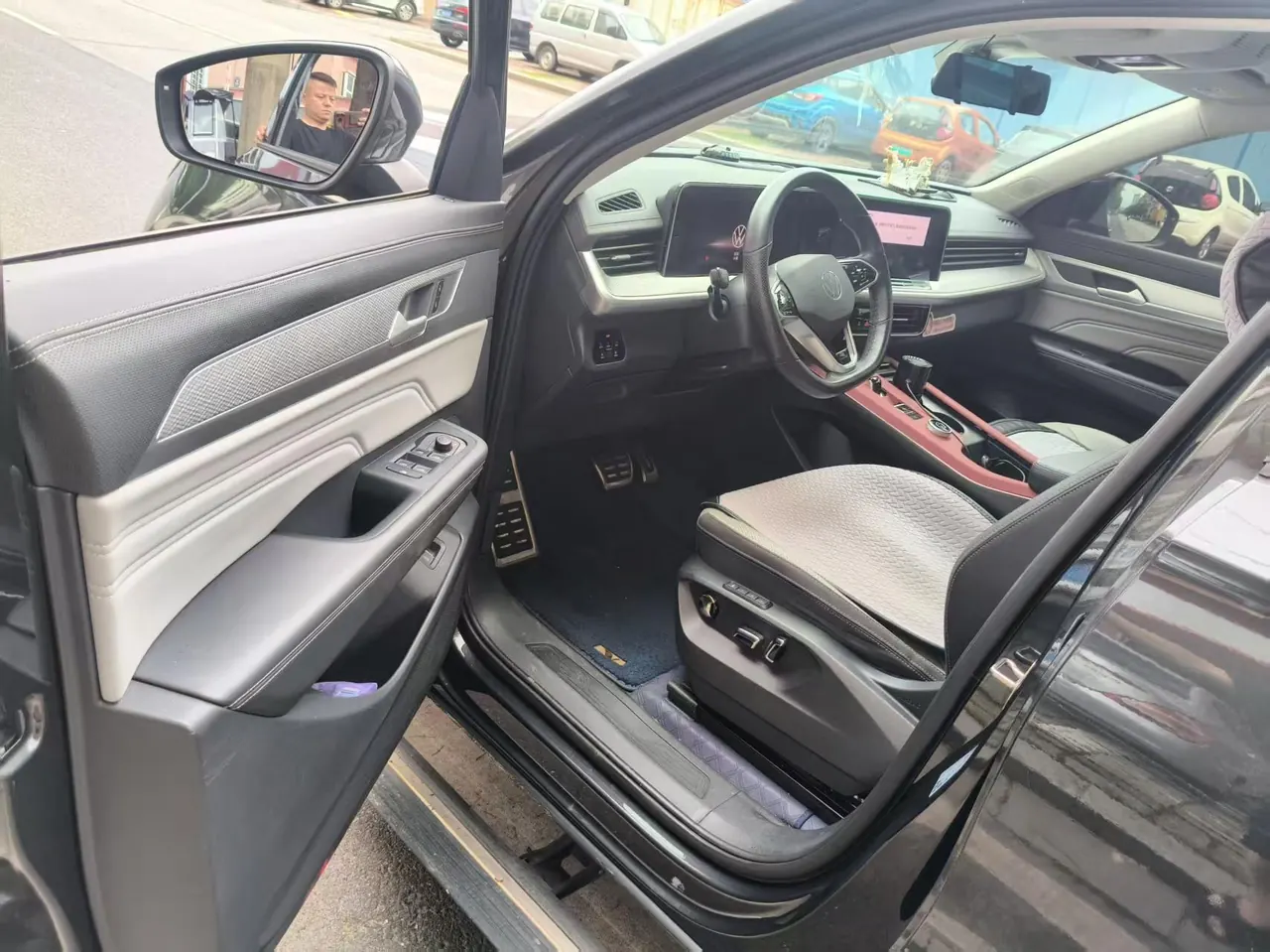 Volkswagen 2023 model tour R-Line 2.0TSI 380TSI four-wheel drive parade version automatic gear 5