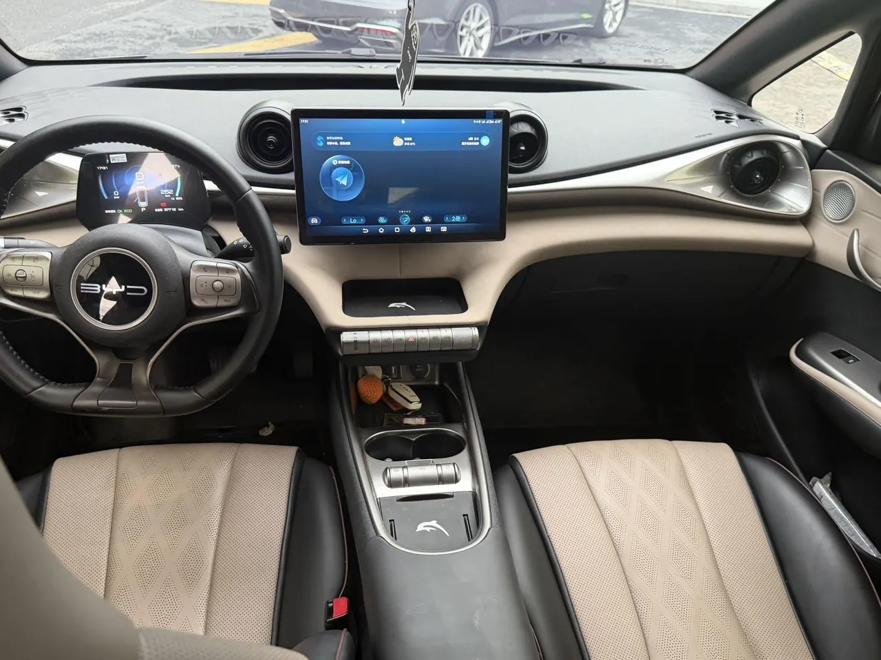 BYD 2023 Dolphin 420km Fashion Edition Automatic 5
