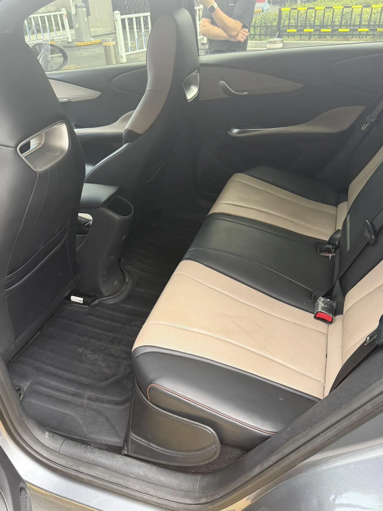 BYD 2023 Dolphin 420km Fashion Edition Automatic 7