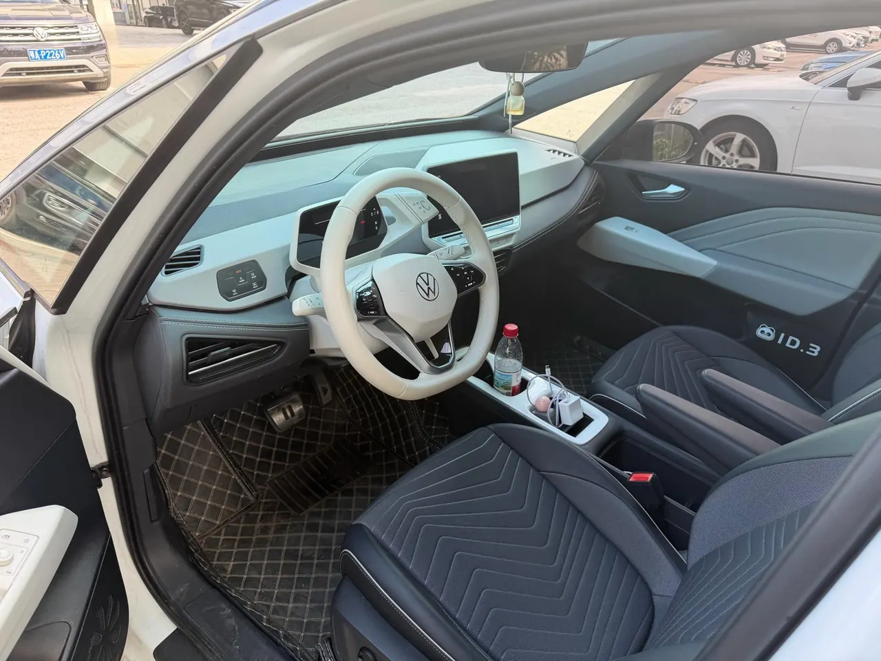 Volkswagen 2024 ID. 3 superior version of automatic transmission 5