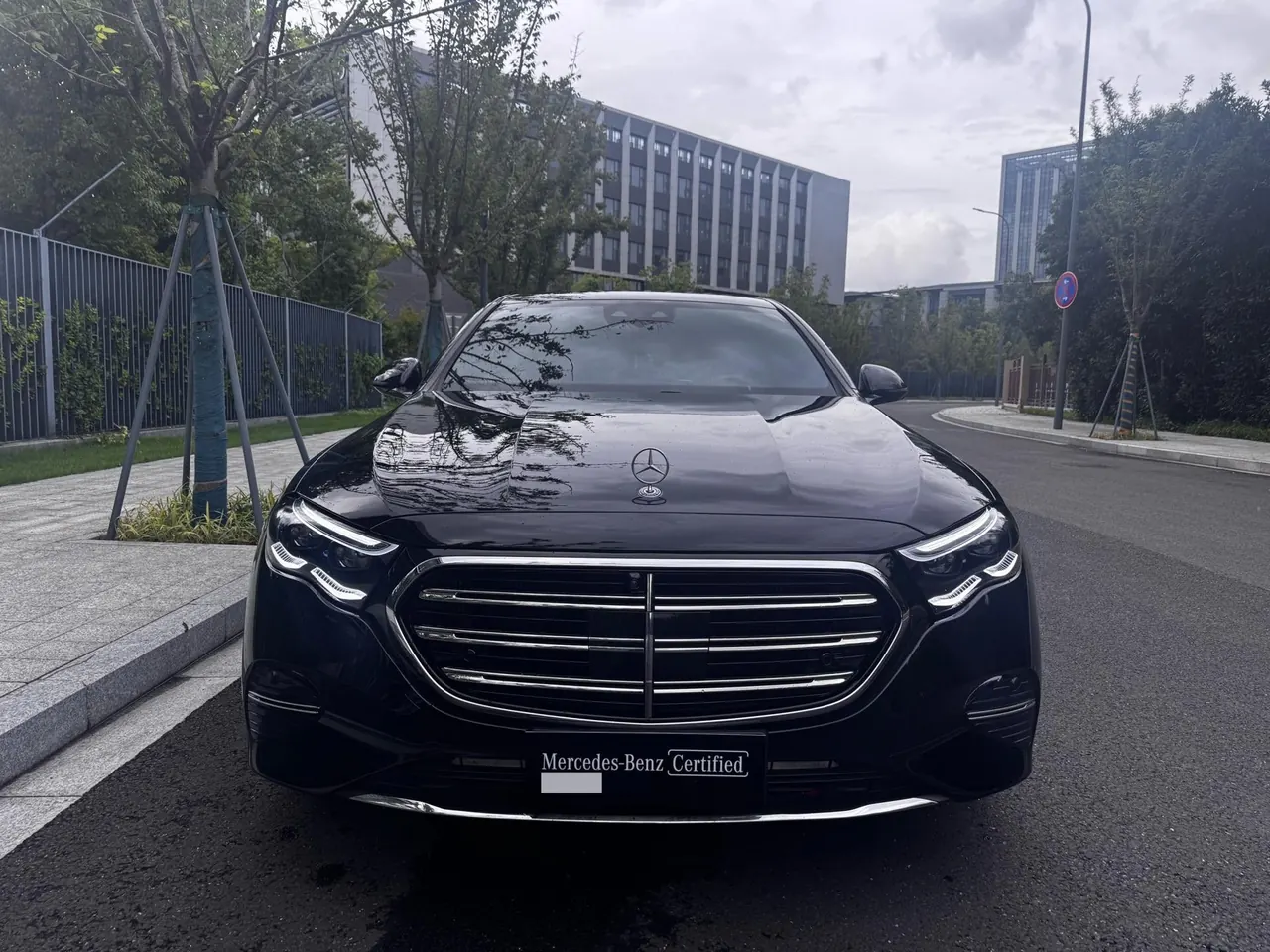 Mercedes Benz E Class 2024 E 300 L 48V 2.0T Luxury Automatic Gear 3