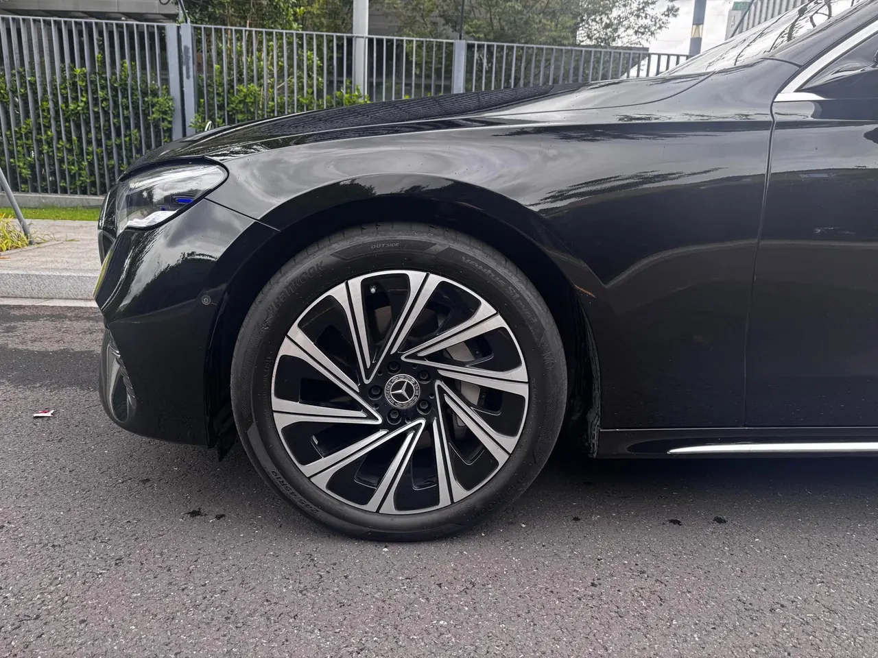 Mercedes Benz E Class 2024 E 300 L 48V 2.0T Luxury Automatic Gear 4