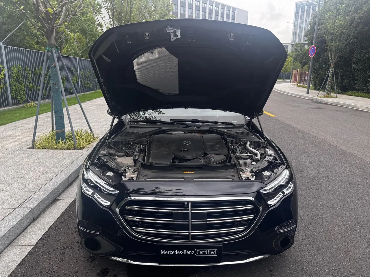 Mercedes Benz E Class 2024 E 300 L 48V 2.0T Luxury Automatic Gear 7