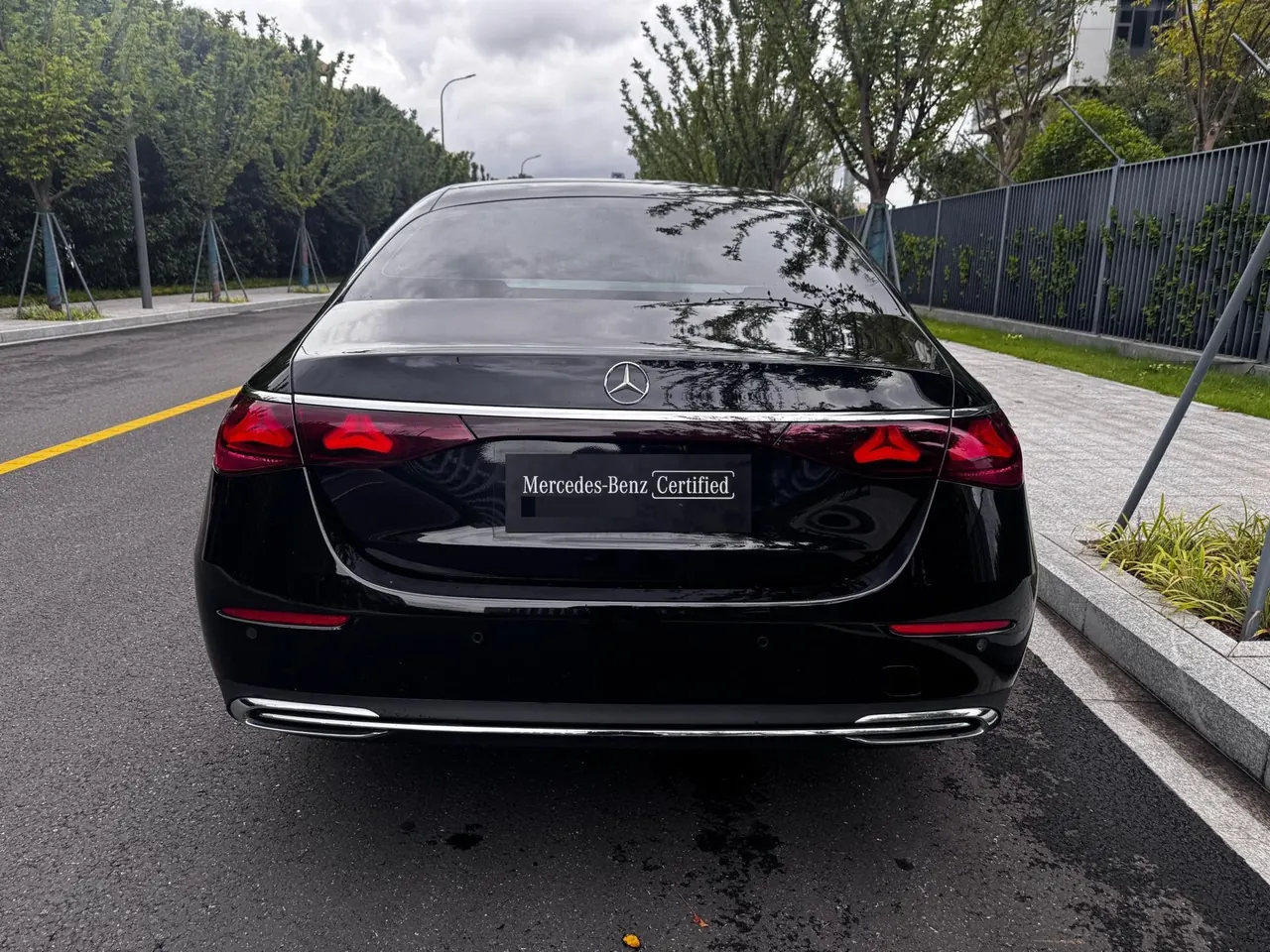 Mercedes Benz E Class 2024 E 300 L 48V 2.0T Luxury Automatic Gear 8