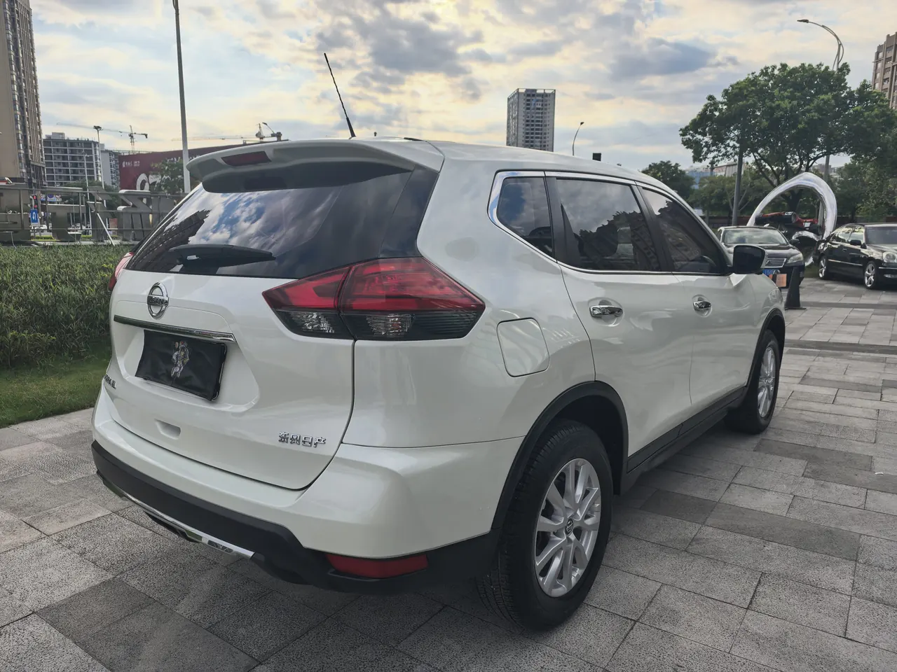 Nissan 2021 Qijun 2.0 Stepless XL Premium Two-Drive Commemorative Edition Automatic Gear 6