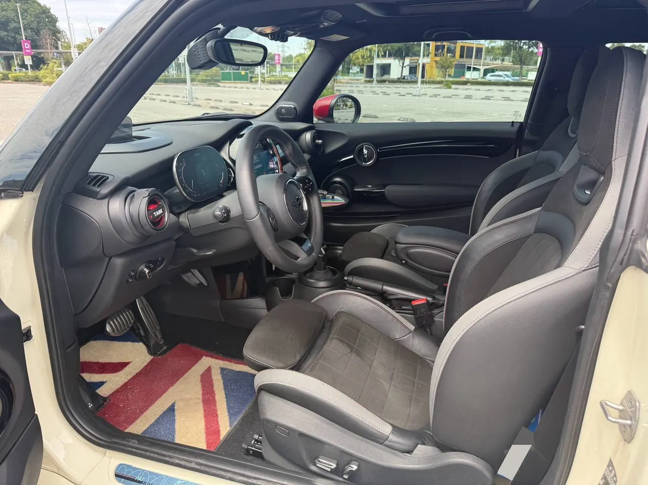 MINI JCW (Imported) 2023 Mini JCW 2.0T Pat Moss Commemorative Edition Automatic Gear 8